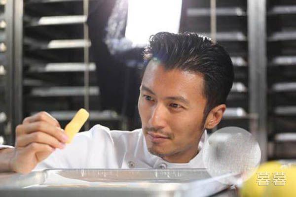 王菲跟谢霆锋差几岁 二人曾经交往过吗