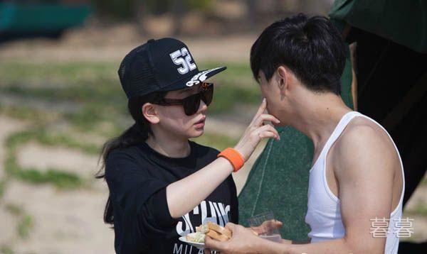 李承铉很喜欢戚薇吗 甜蜜的回应证明一切