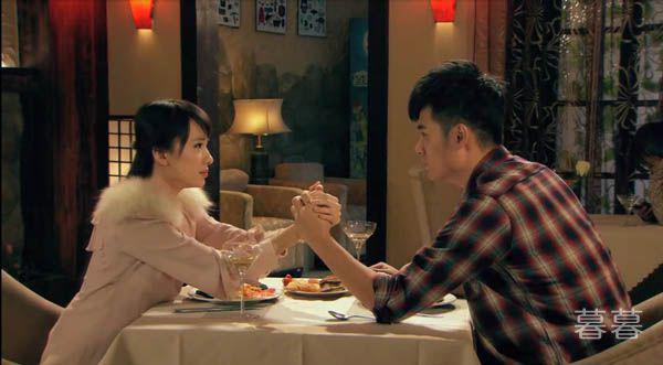 爱情公寓诺澜和曾小贤在一起了吗 一菲为何做主删除小贤的微信