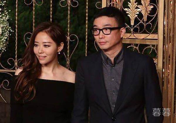 张靓颖和冯珂怎么认识的 从成年那天起只有他一个