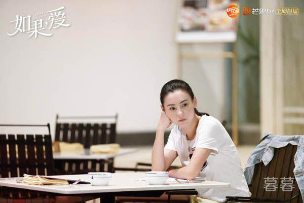 如果爱万嘉玲最后和谁在一起了 不忘初心和丈夫重归于好