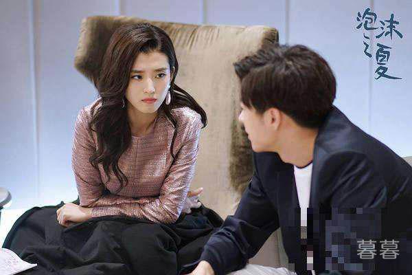泡沫之夏安卉妮真的喜欢凌浩吗 她最大的错就是不会爱一个人
