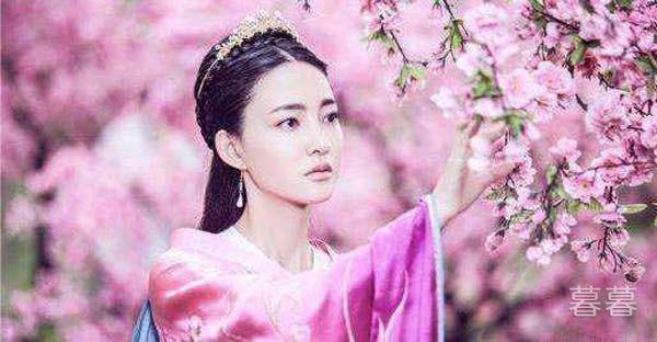 王丽坤白衬衫是谁的 林更新的女神果然不一般