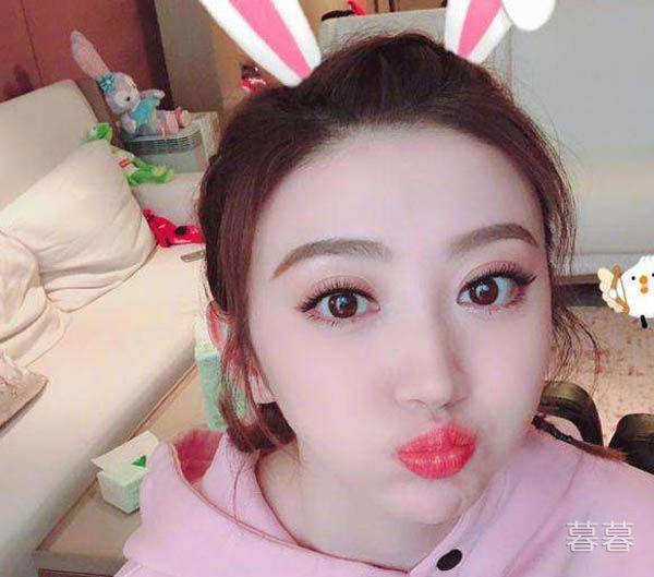 张继科景甜怎么认识的,一个眼神满满诠释浓浓爱意