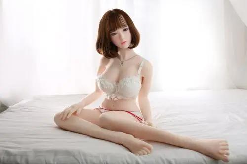 充气娃娃和硅胶的哪个好