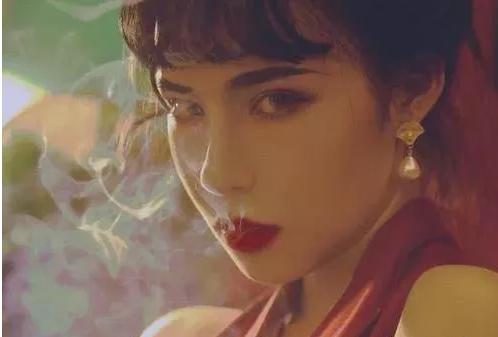 为什么进去后女人就不反抗了?真相是...