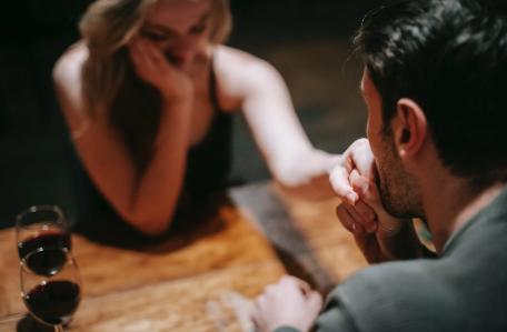 为什么男友要看小黄片?女生都讨厌男友看小黄片吗