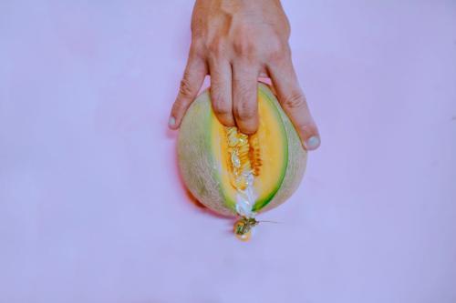 女生怎么解决自己的需求?女生自慰的正确方法