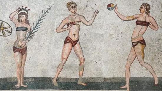 比基尼的进化史，也是现代女人的解放史