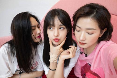 最好的朋友抢我男友该怎么办?