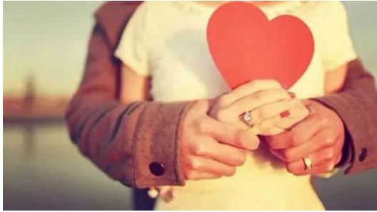 男人被你吸引了表现 一定会有这几个现象