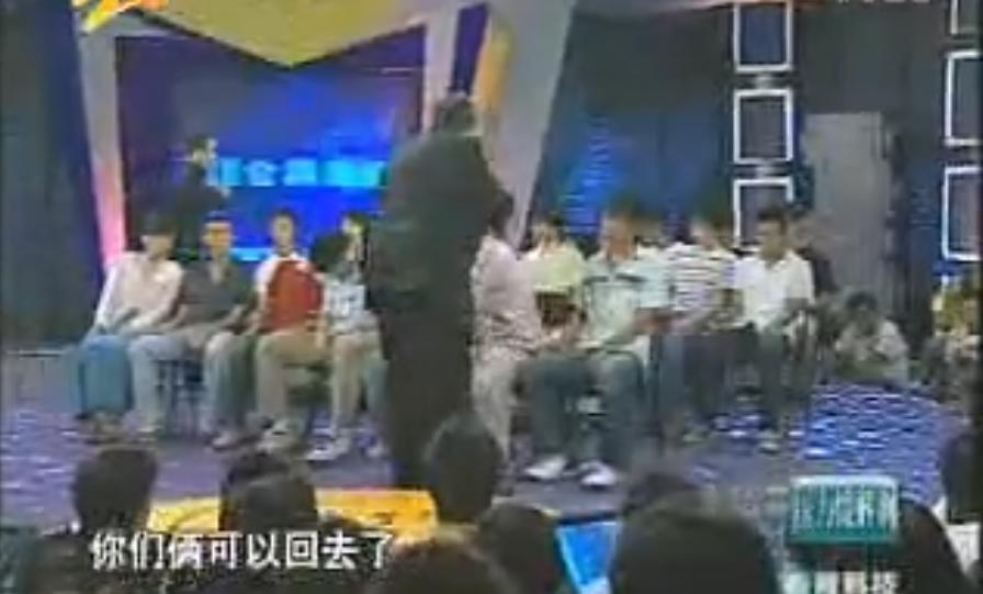 瞬间入睡、空气吉他,这些舞台催眠秀是真的吗?