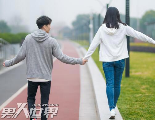 男生眼中的确定关系什么样 他认定你才对你做这些