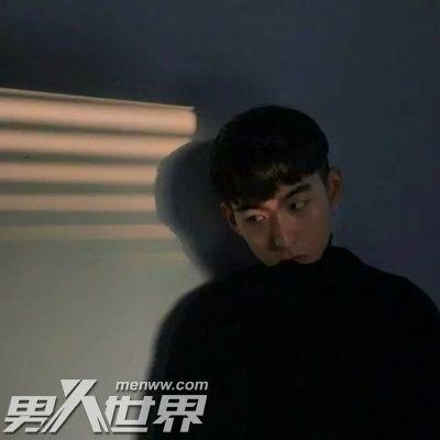 男生吃醋报复你的表现 吃醋的男生有多幼稚