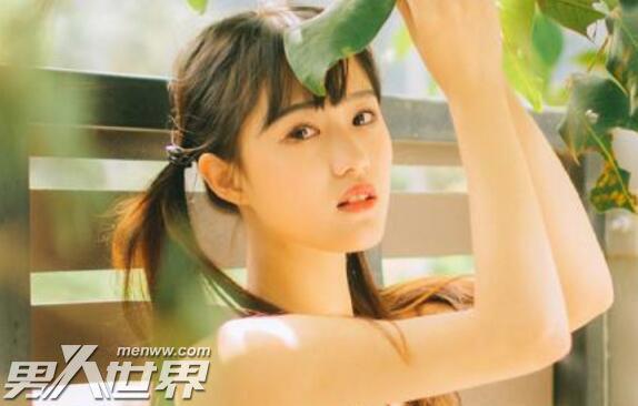 与办公室女白领的偷情故事 女白领开放的性格让我很意外