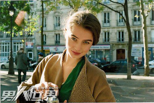 朋友出差照顾他新婚妻子 口述鲜妻的弱小让我奋不顾身