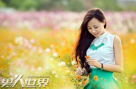 躁动山野风流桃花村 丈夫不在家自己被村医欺负