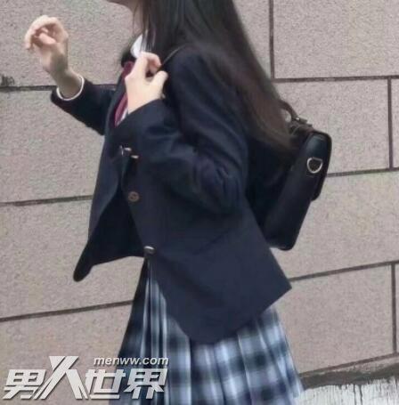 男生为什么喜欢看女生穿jk 并不是所有男生都喜欢萌妹子