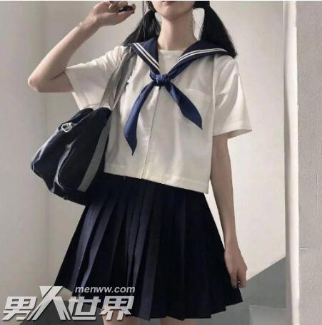 男生为什么喜欢看女生穿jk 并不是所有男生都喜欢萌妹子