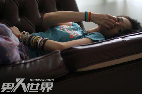 拥挤列车上与陌生男人发生的事 口述拥挤车厢里的露水情缘