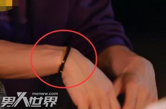 女生给男生小皮筋什么意思 女生的头绳可不会随便送人