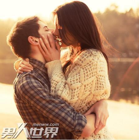 口述我和邻居女人的往事 我第一次对比我大的女人难忘