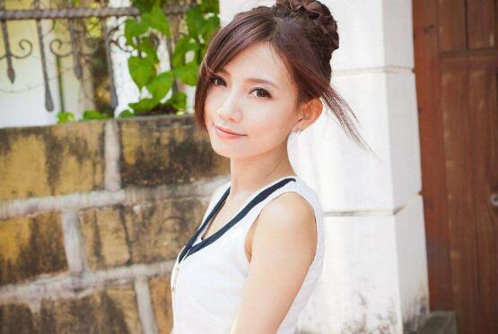 我与朋友妻子的秘密 那晚出差我们互相表明心意