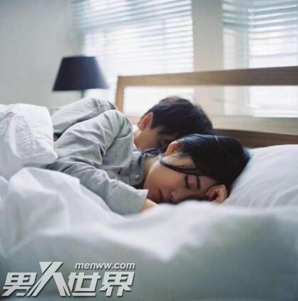 一个男人总想睡你说明什么 这需要具体情况具体分析
