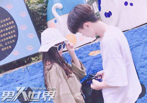 每次约会都带闺蜜什么意思 女生约会带闺蜜很尴尬
