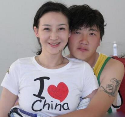 孙楠的婚史介绍他结了两次婚 揭孙楠现任妻子潘蔚资料