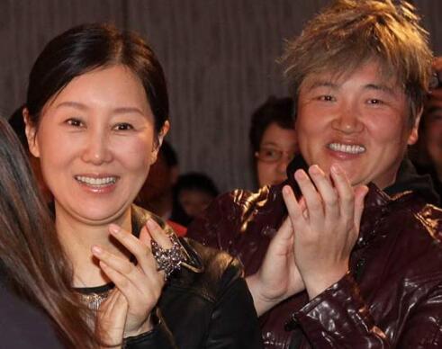 孙楠的婚史介绍他结了两次婚 揭孙楠现任妻子潘蔚资料