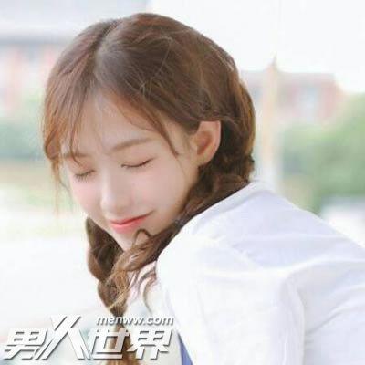 和保姆一起同居的日子 我们互相倾诉心事有了共同的秘密