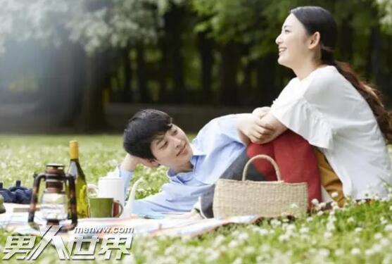 男友爱撒娇是正常表现吗 成熟男人对女人撒娇代表什么