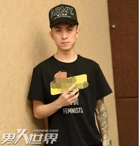 秦奋他爸秦晓还是秦勉 秦奋这么牛真是靠拼爹么
