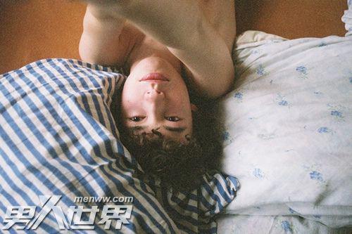 女人想啪啪的几大暗示 如何识破女人想睡你的信号