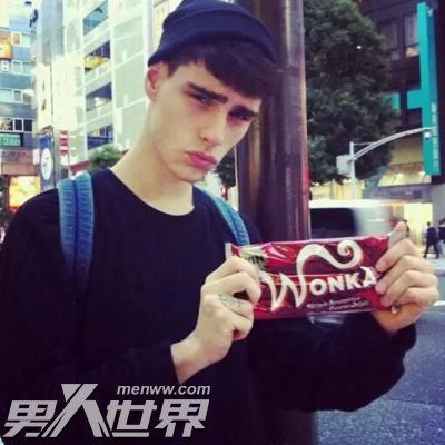 男生的喉结为什么不能碰 摸了男生的喉结会怎么样