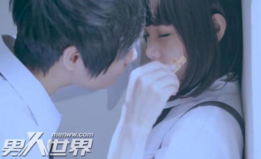 男生会随便亲吻一个女生吗 能通过接吻判断他是否喜欢你吗